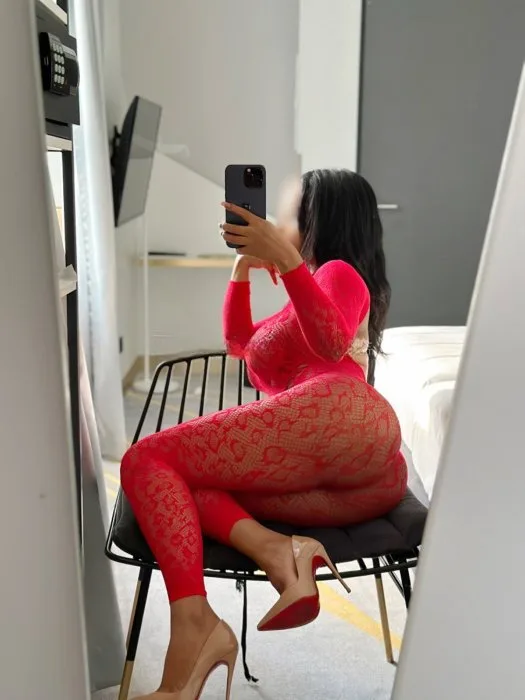 Ashley escort Frankfurt am Main