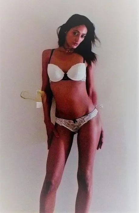 Bina escort Frankfurt am Main